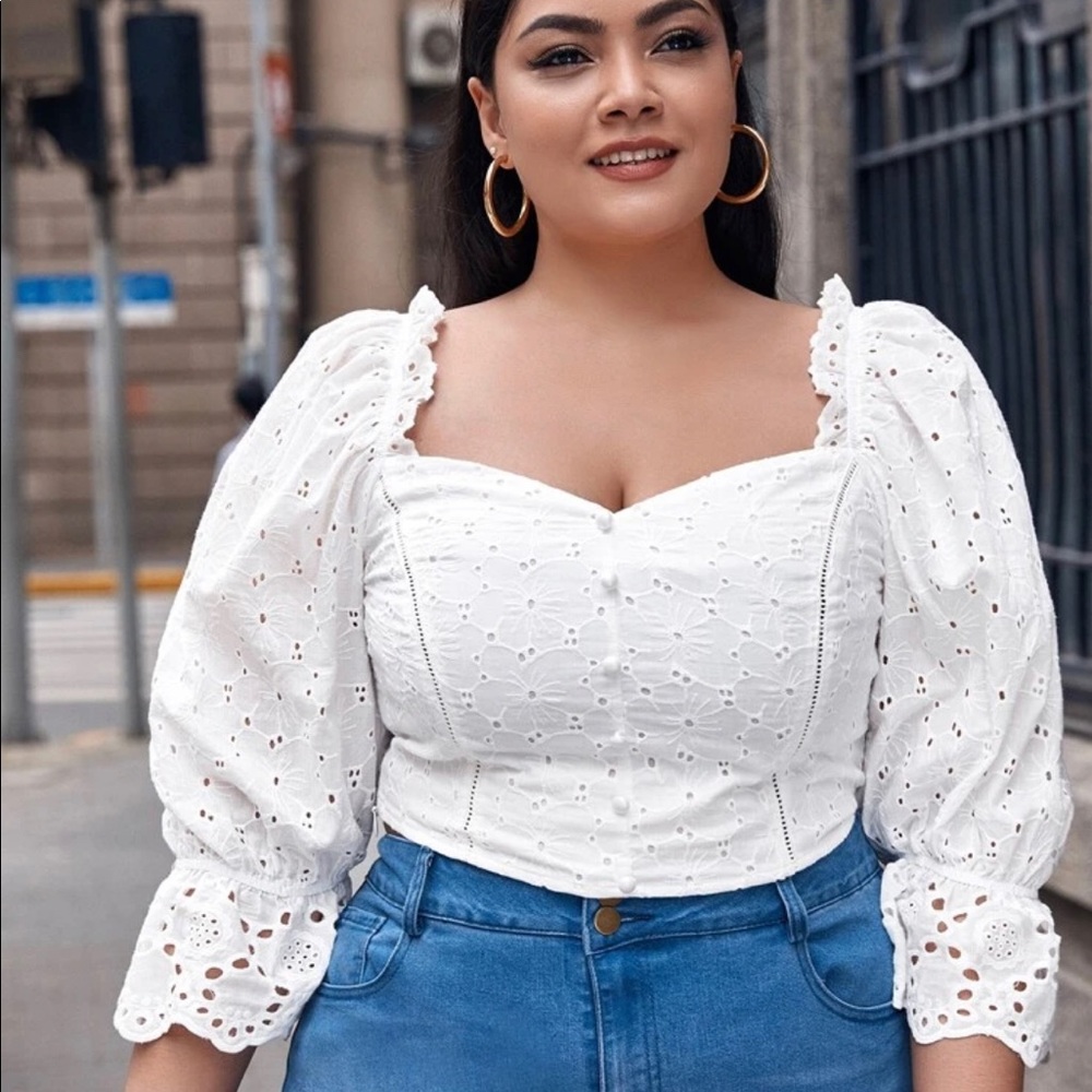 White crop top